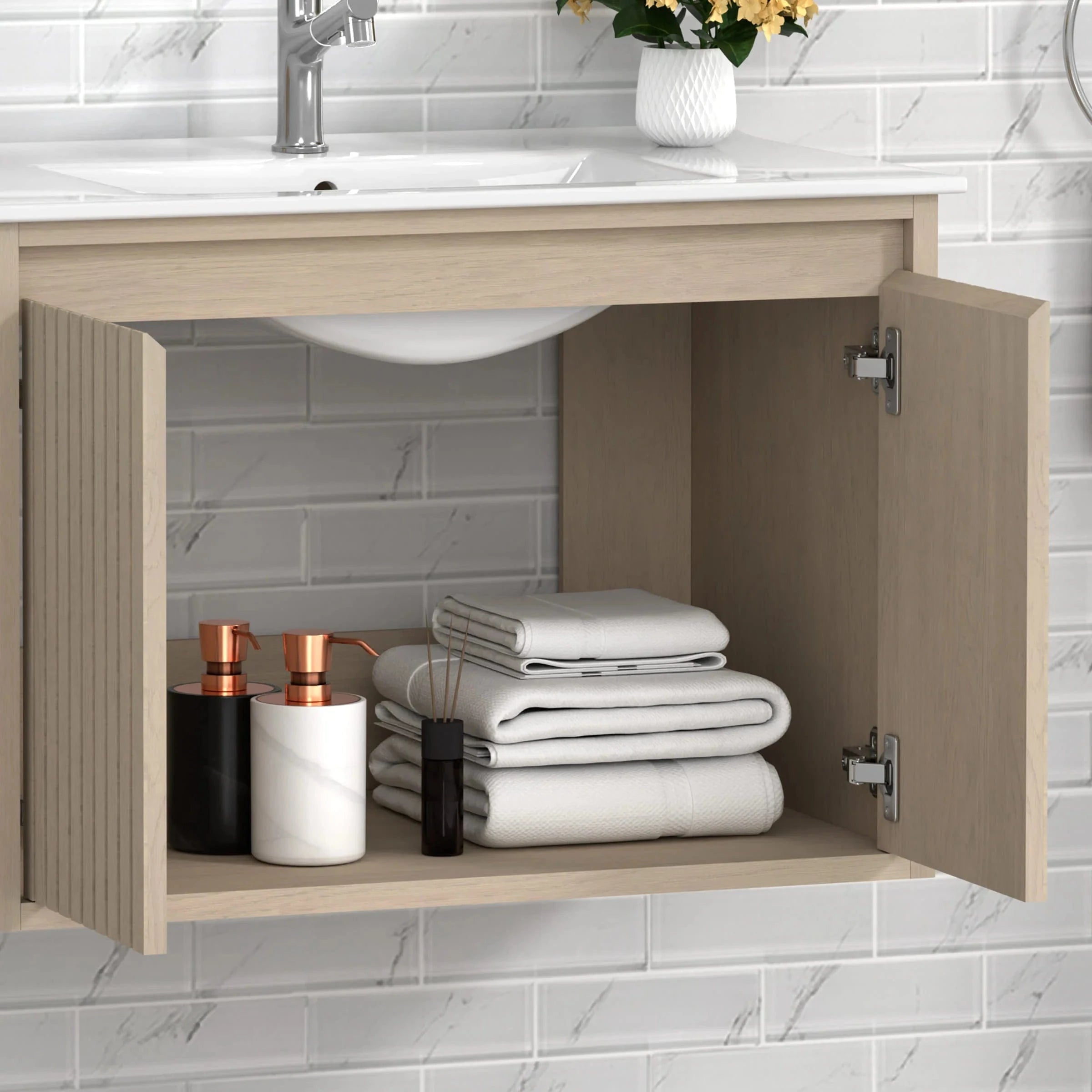 Mena 30" Single Vanity With Porcelain Top Horizon Tile