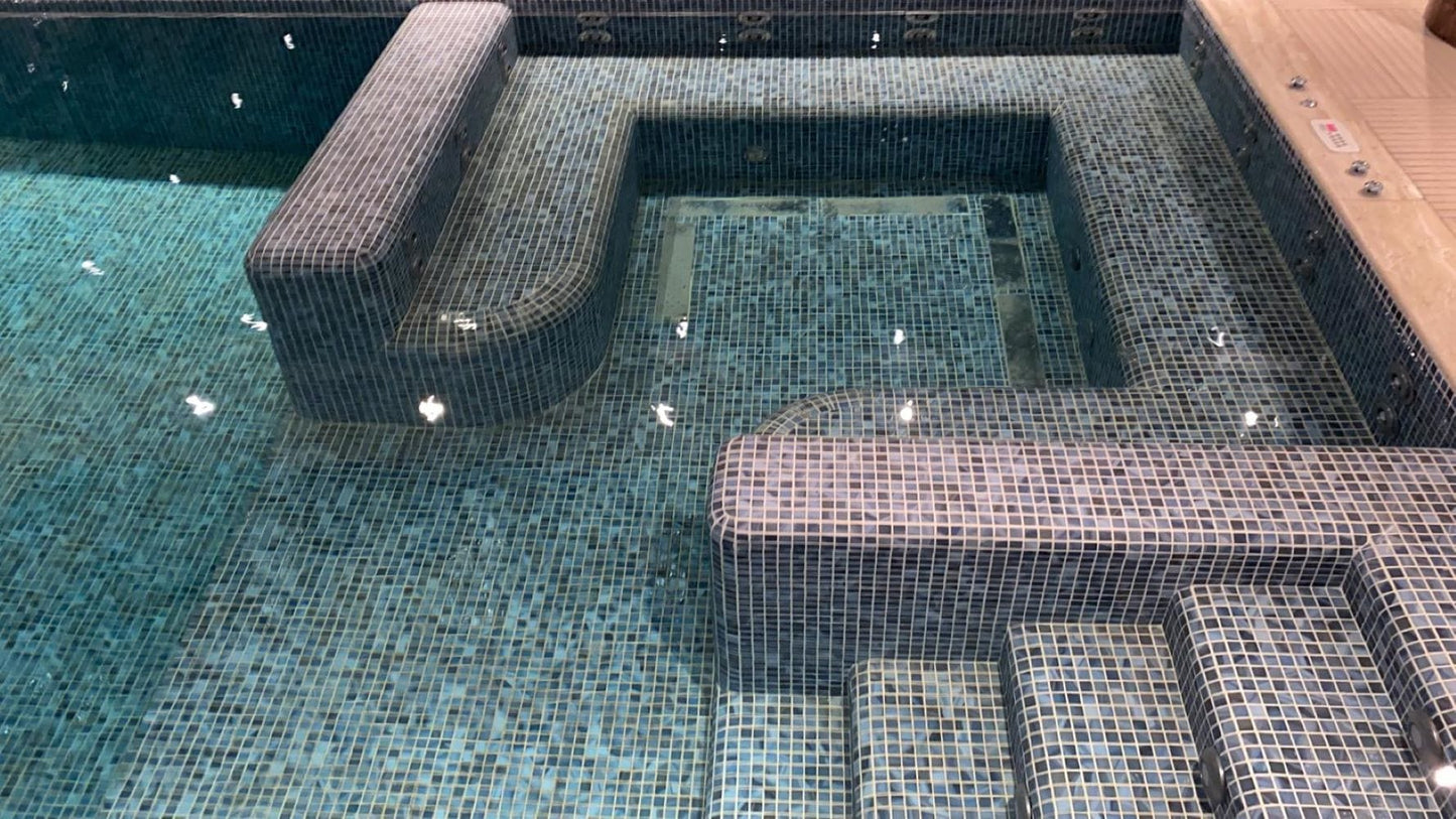 Quattro Rio Blue 1x1 Glossy Glass Tile Fusion