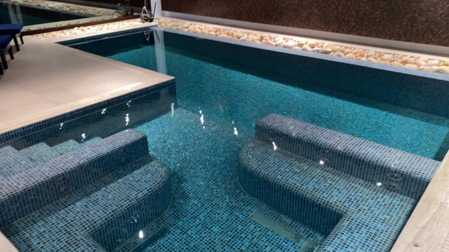 Quattro Rio Blue 1x1 Glossy Glass Tile Fusion